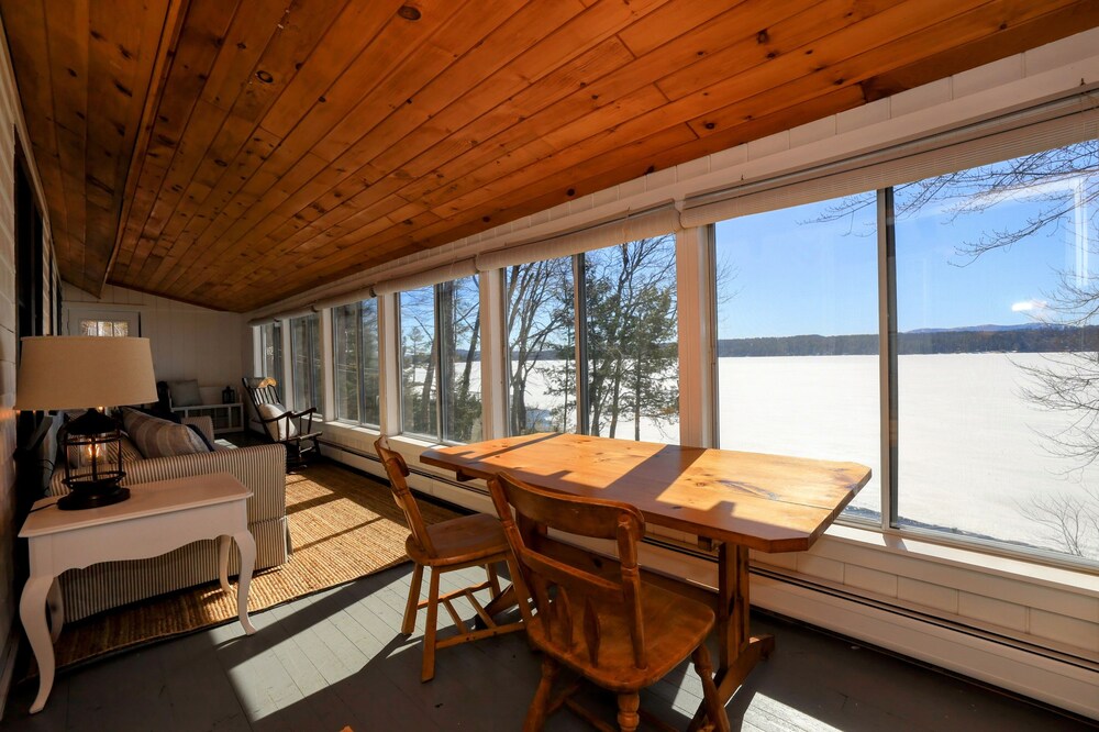 Waterfront Property, Sunset Lake and Mountain Views, Private Water Access/Dock