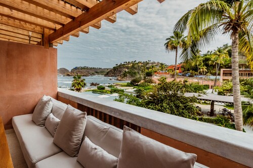 Residence #228 in El Careyes Club 