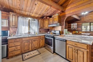 Refrigerador, microondas, parrilla de estufa y lavavajillas 