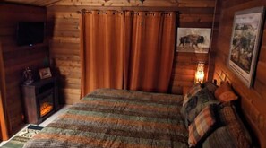 4 bedrooms, iron/ironing board, travel cot, free WiFi