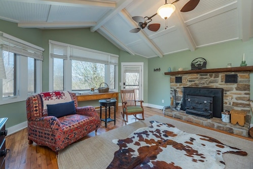 Cozy Mtn Cabin in Cattail Creek! Hike+Fish~WiFi