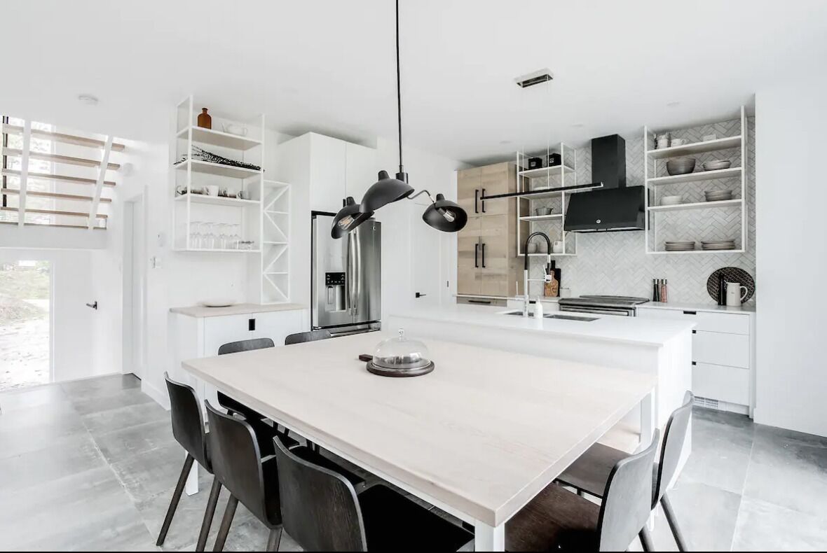 Chalet | Dapur pribadi | Lemari es besar, microwave, oven, dan mesin pencuci piring