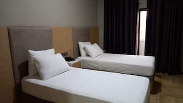 Double or Twin Room | 1 bedroom, Egyptian cotton sheets, premium bedding, iron/ironing board