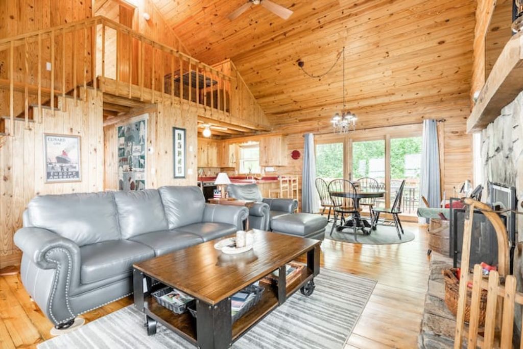 Altitude Adjustment - Cabin with Panoramic Views