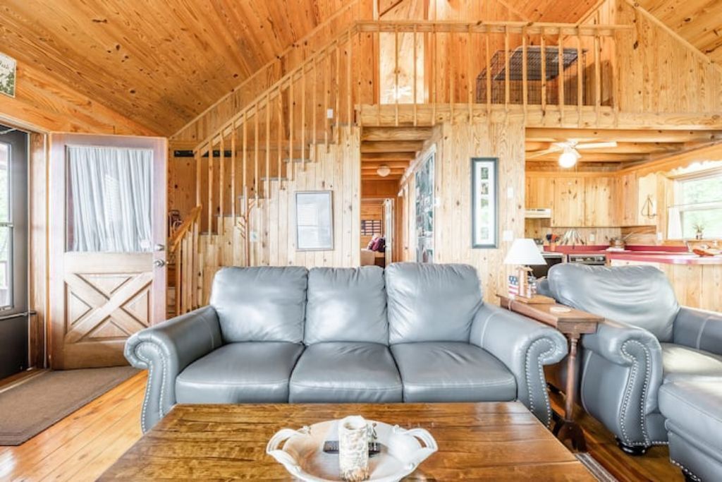 Altitude Adjustment - Cabin with Panoramic Views