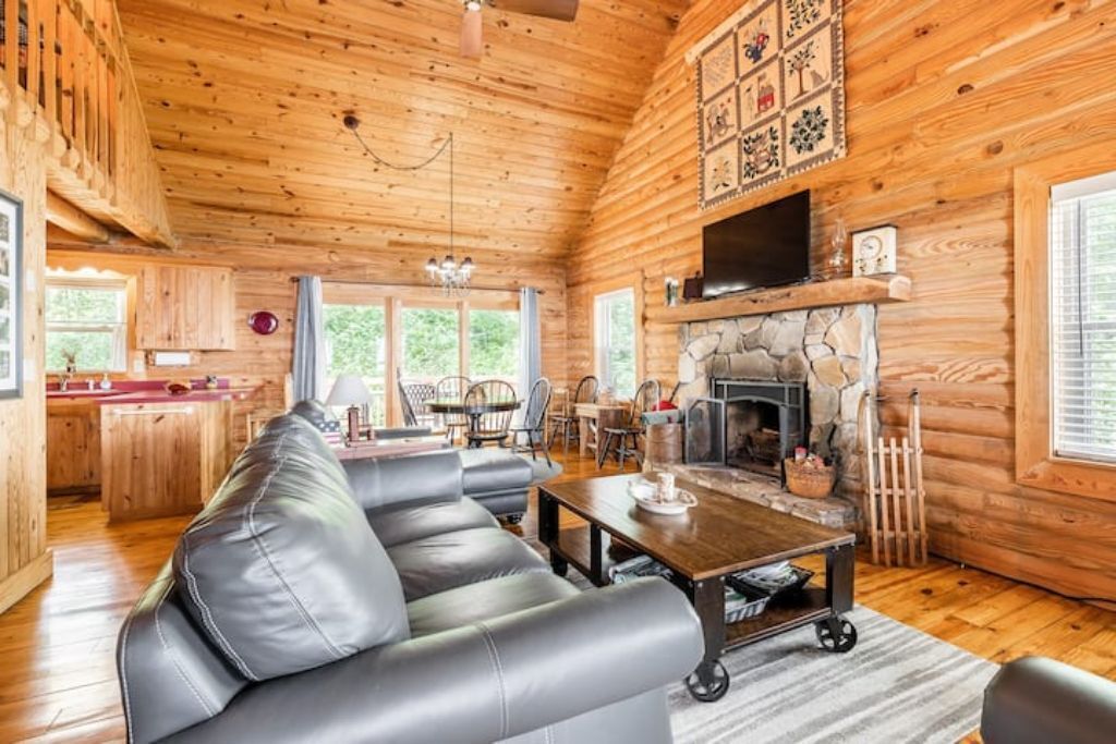 Altitude Adjustment - Cabin with Panoramic Views