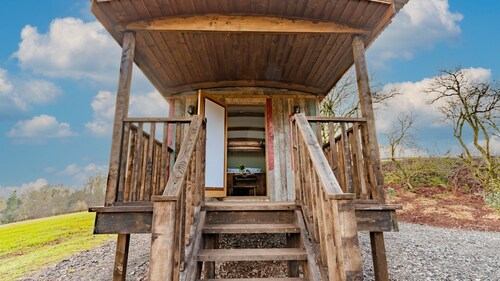 Bertha - sleeps 2 guests  in 1 bedroom