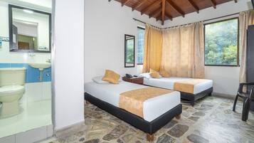 Standard Triple Room | Free WiFi, bed sheets