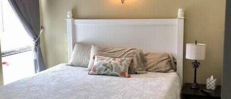 1 bedroom, free WiFi, bed sheets