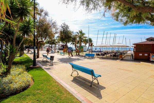 Property grounds - La Cala apartment - perfect location (La Cala de Mijas)