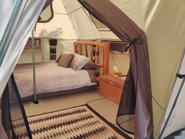 1 habitación y ropa de cama 