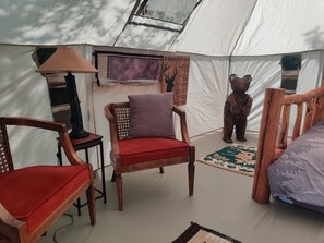1 habitación y ropa de cama 