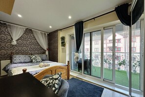 Appartement, Plusieurs lits | 4 chambres, accès au Wi-Fi (inclus), literie fournie
