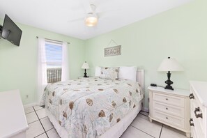 2 dormitorios, tabla de planchar con plancha, wifi gratis y ropa de cama