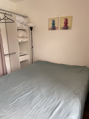 1 bedroom