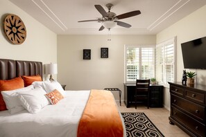 2 habitaciones, escritorio, tabla de planchar con plancha y wifi gratis 