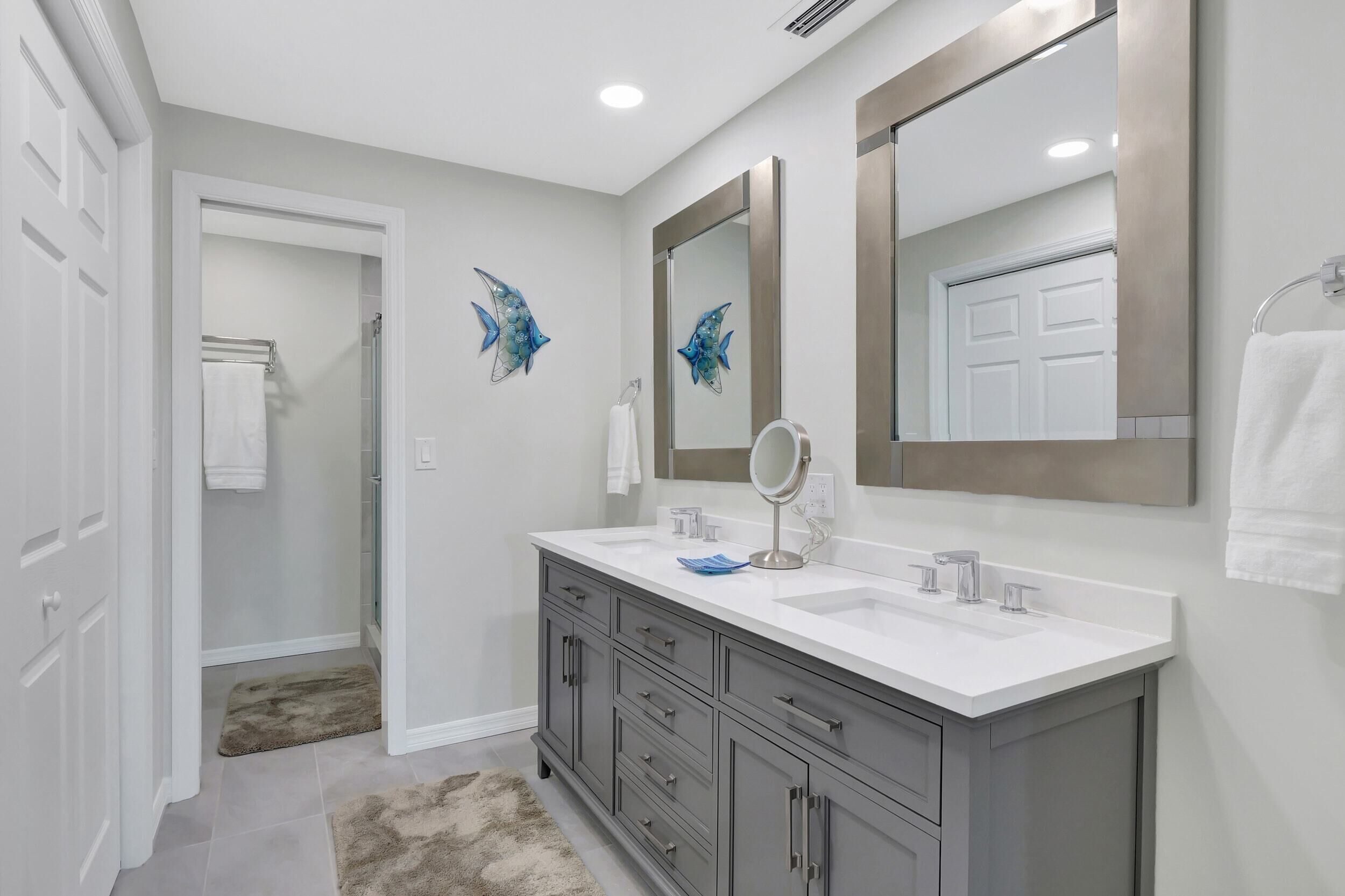 New completely remodeled home on the River!! Quiet relaxing neighborhood