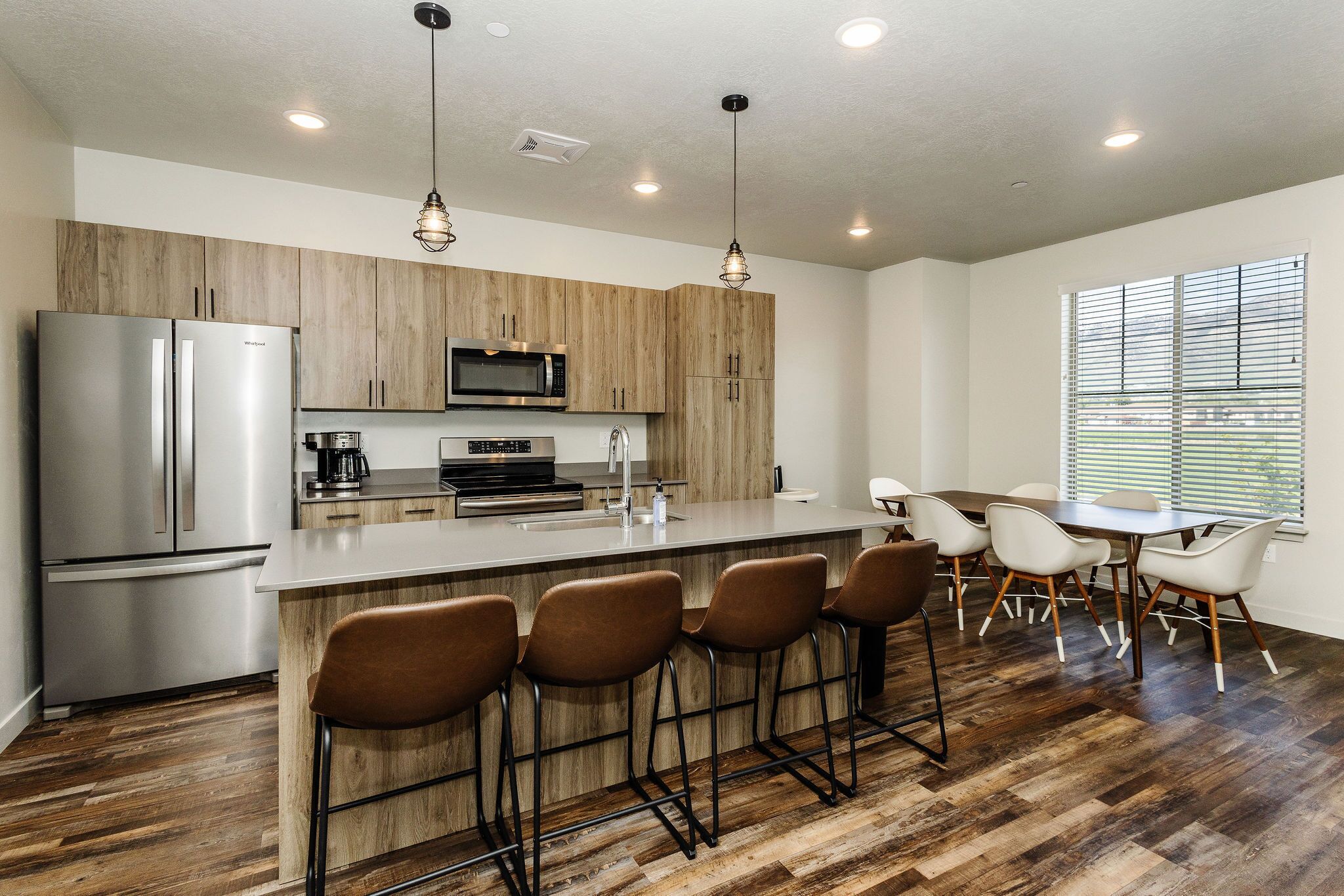 Loaded Logan Loft near USU & EVERYTHING Else - Sleeps 8 in beds