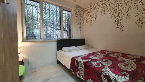 2 bedrooms
