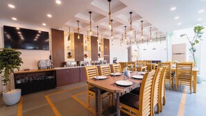 Restaurant - Treebo Kingsbury Fiesta Vellore (Katpadi)