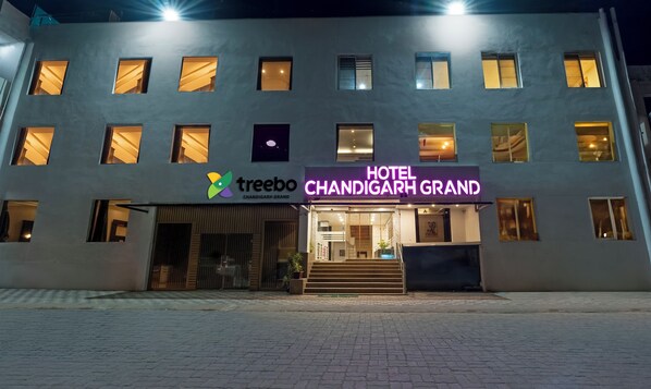 Exterior - Treebo Chandigarh Grand (Chandigarh)
