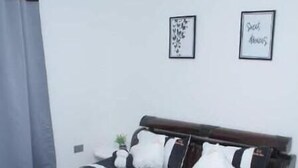 1 室のベッドルーム、WiFi、ベッドシーツ