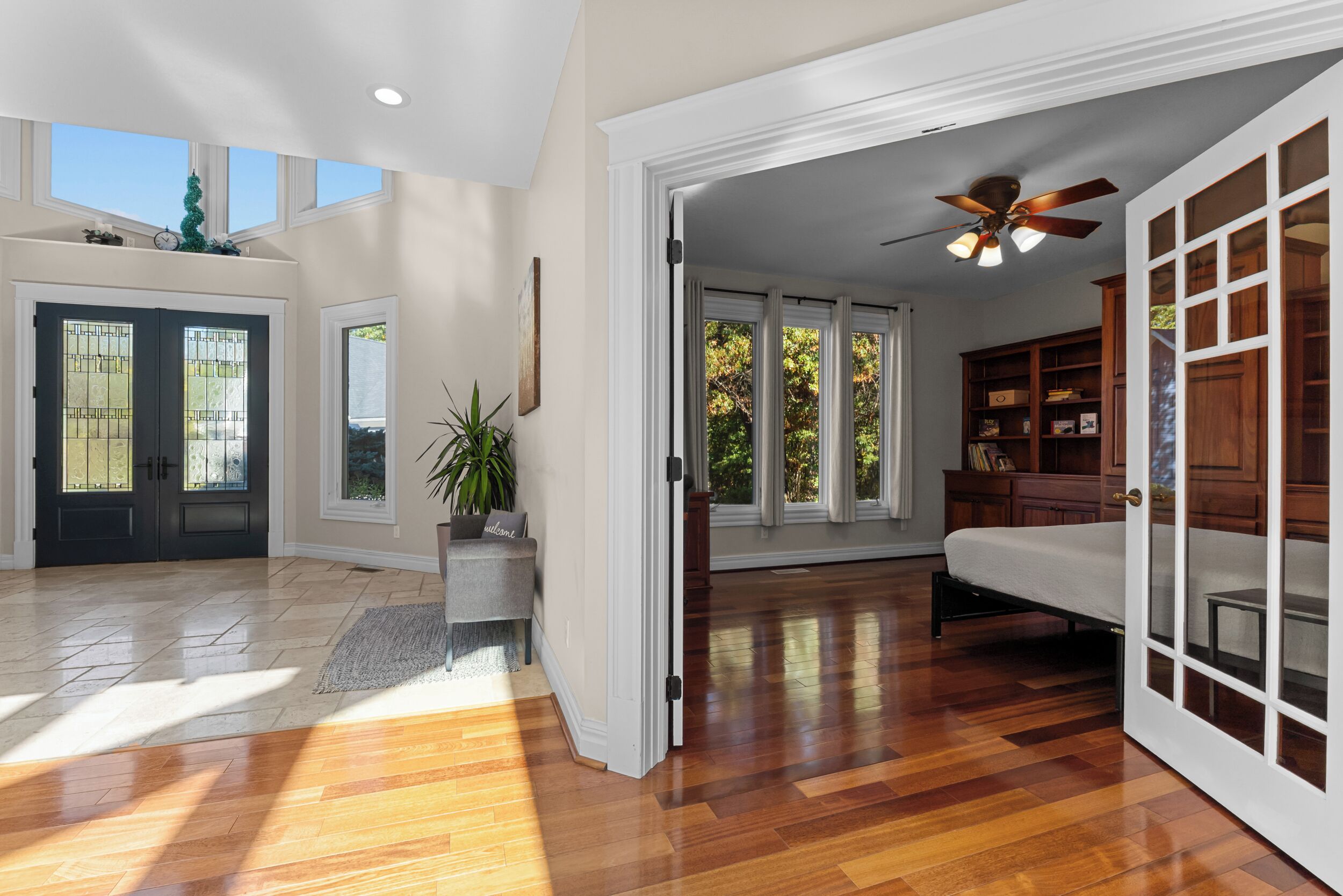 9 間睡房、書桌、可攜式嬰兒床、Wi-Fi