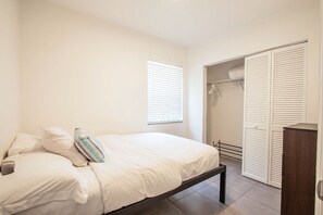 2 多间卧室、熨斗/熨衣板、WiFi、床单