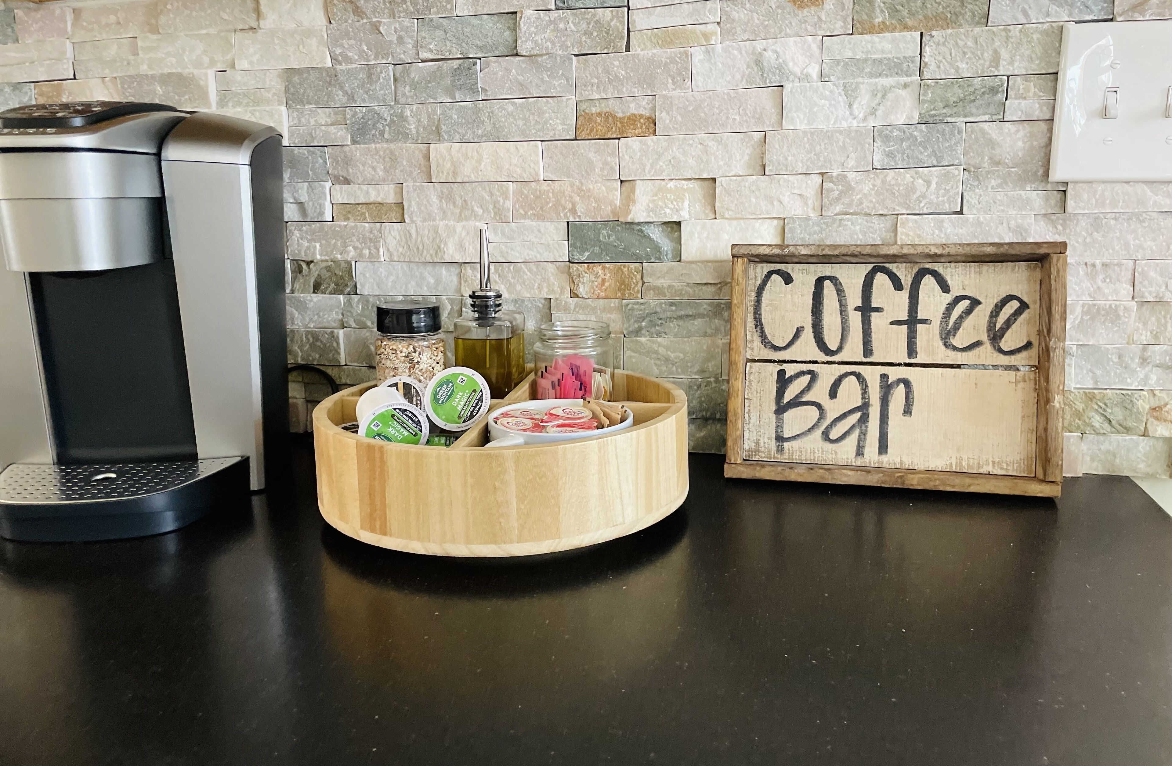 Lydia's Lake Erie Cottage