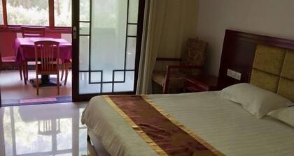 Nanjiang Daxiagu Hotel