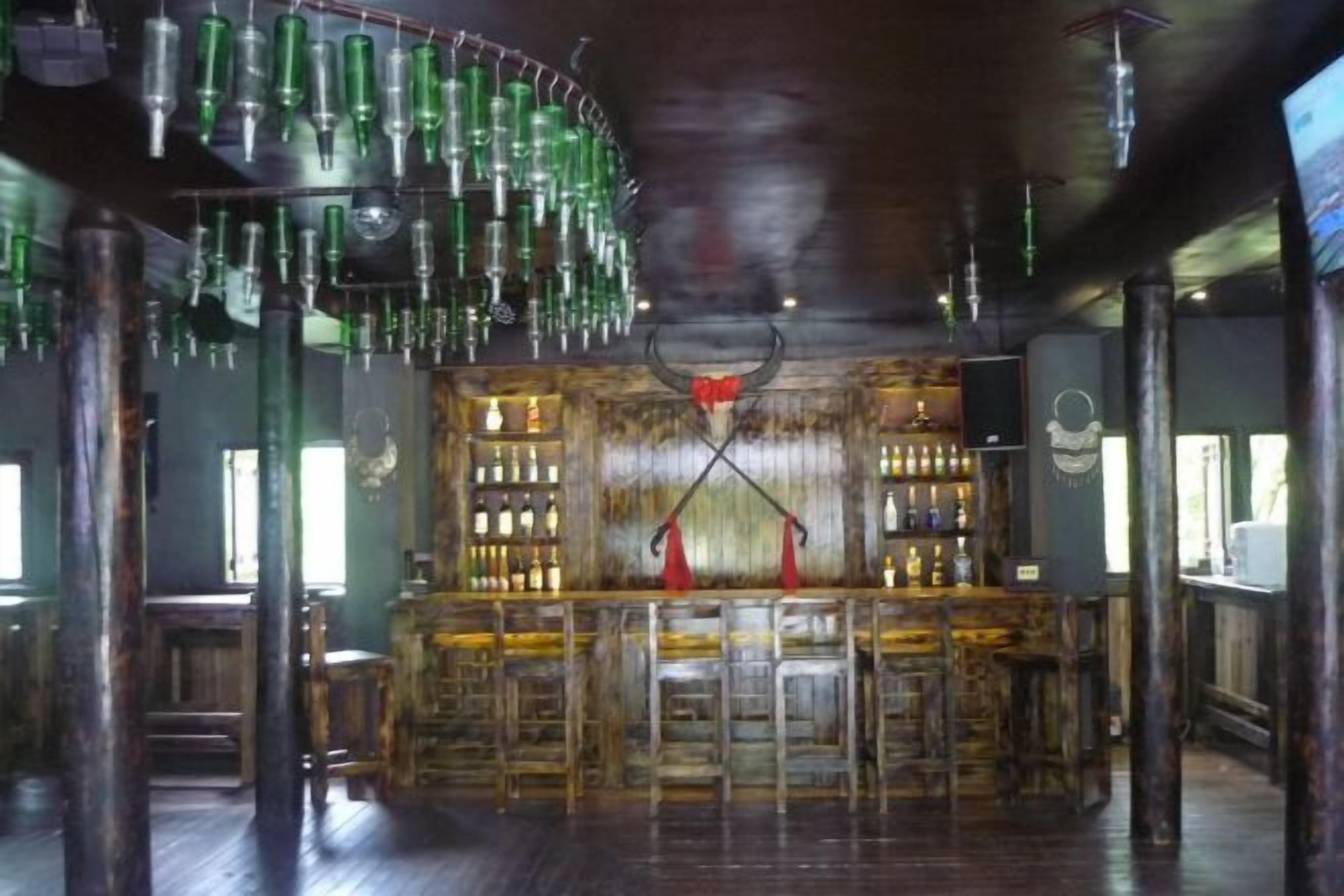 Bar (in der Unterkunft)