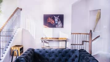 Smart TV, offices