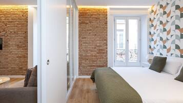 1 bedroom, iron/ironing board, free WiFi, bed sheets