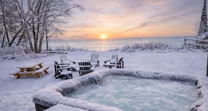 Lakefront Cabin Hot Tub Playground Fire Pit