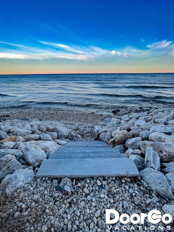 Accommodatie ligt op het strand