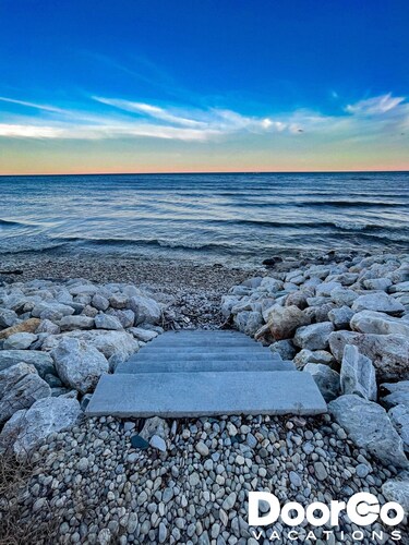 Lakefront Cabin Hot Tub Playground Fire Pit