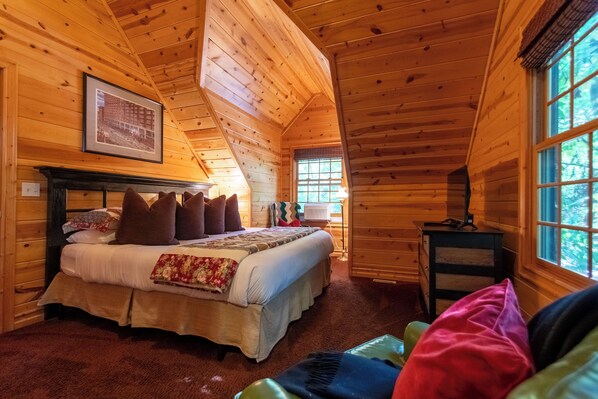 3 habitaciones, escritorio, tabla de planchar con plancha y wifi gratis 