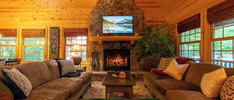 Smart TV, fireplace