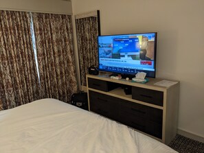 2 chambres, fer et planche Ă repasser, Wi-Fi, literie fournie