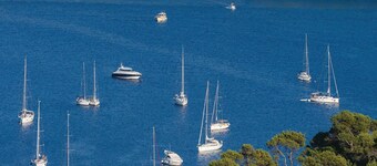 Awesome home in Kaprije with WiFi