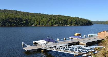 2 bedroom gorgeous home in Gouarec