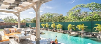 Villa des Rochers, with Creole charm and a pool lined with river stones