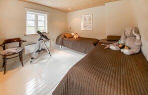 4 bedrooms, free WiFi