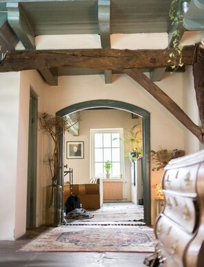 Interior - BoHo - Jacuzzi, Sauna, BBQ, Garden close to Amsterdam & Utrecht - Sleeps 24 (Kockengen)