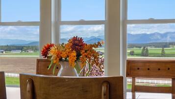 Rumah (HV800 Majestic Views) | Eksterior