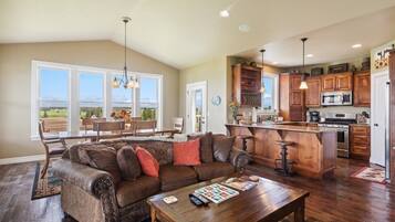 House (HV800 Majestic Views) | Exterior