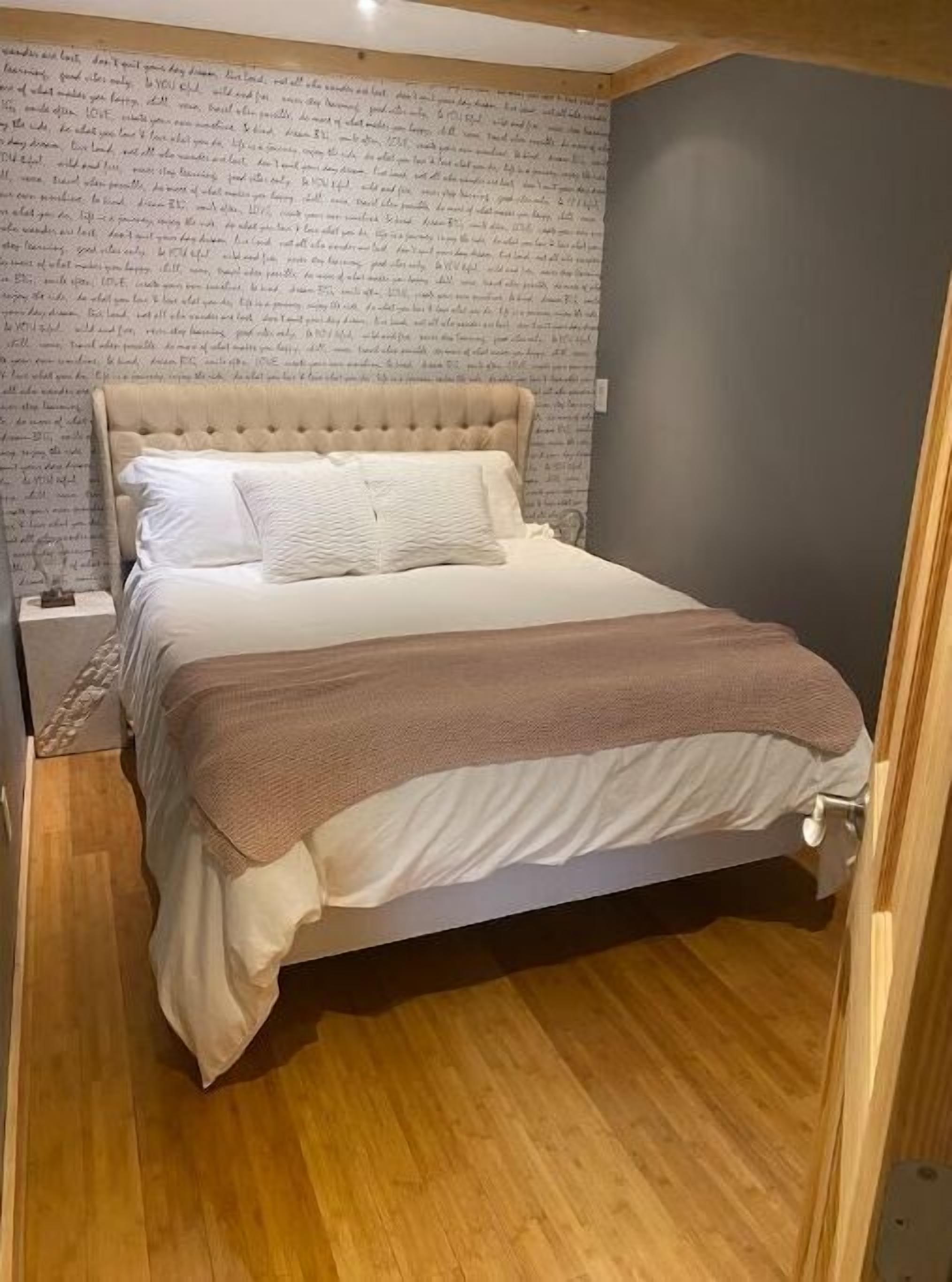 Modern one bedroom suite in the cariboo with a gym