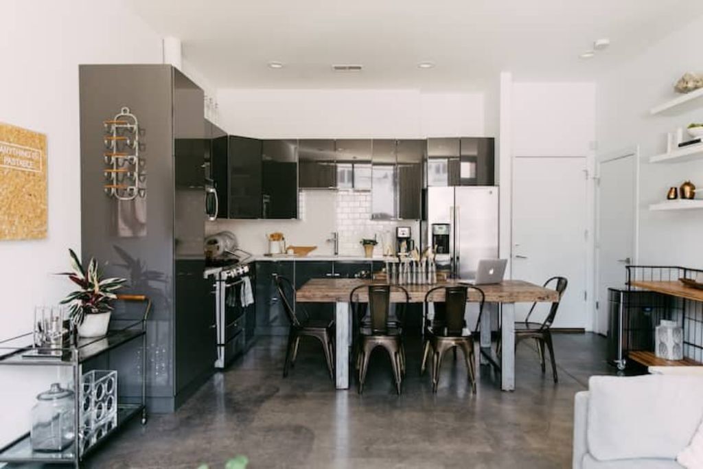 440 By Caramelized 
Pettigrew Adventures Downtown