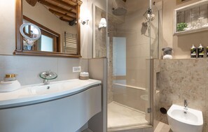 Bathtub, hair dryer