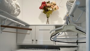 Interior - Cozy Private 1BR Home Near Disneyland (Fullerton)